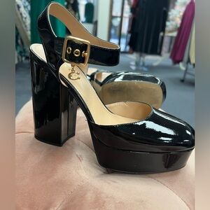 Coach Isabelle Platform Pumps – Black Patent Leather Size 9
